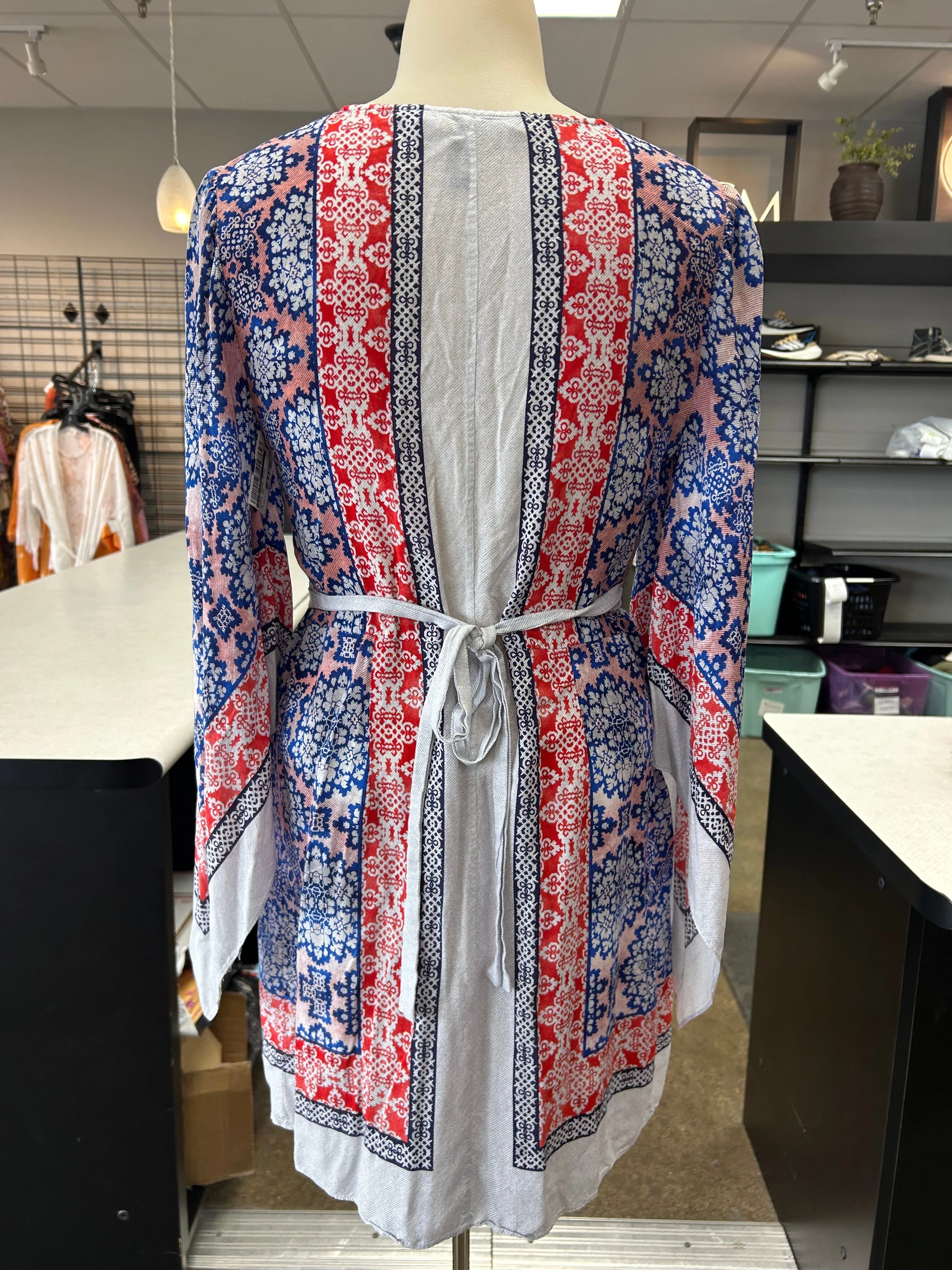 Dress Casual Short By Bcbgmaxazria In Blue & Red, Size:Xs