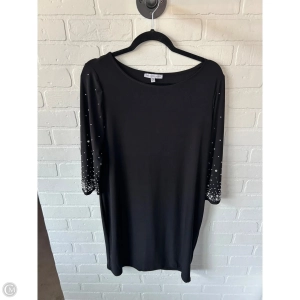 Dress Casual Short By Clothes Mentor In Black & White, Size: L