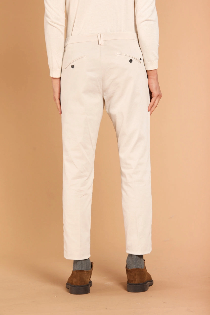 Osaka 1 Pinces men's chino pants in cotton stretch carrot fit