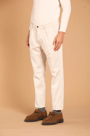 Osaka 1 Pinces men's chino pants in cotton stretch carrot fit