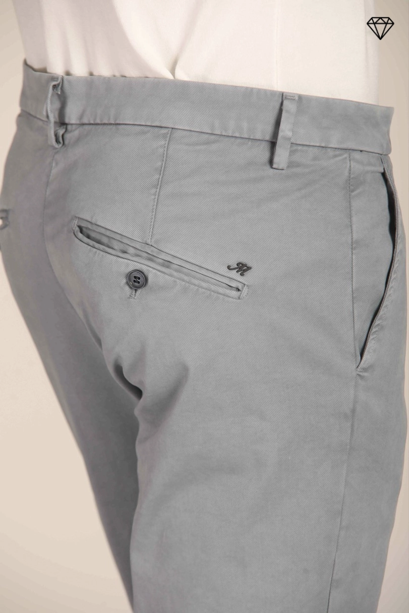 Osaka men's chino pants in cotton modal stretch carrot fit ①