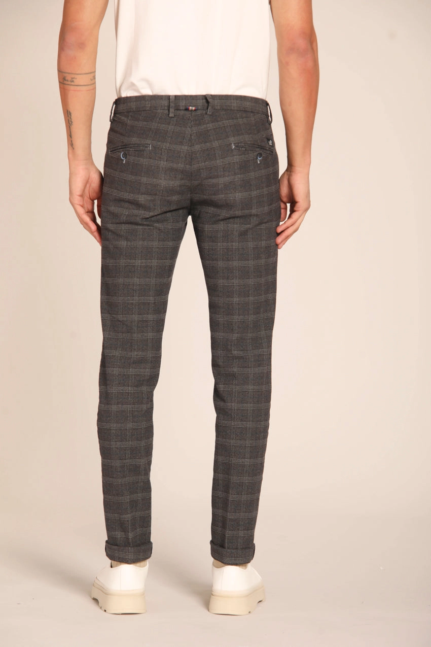 Torino men's chino pants in cotton stretch with motif galles slim fit